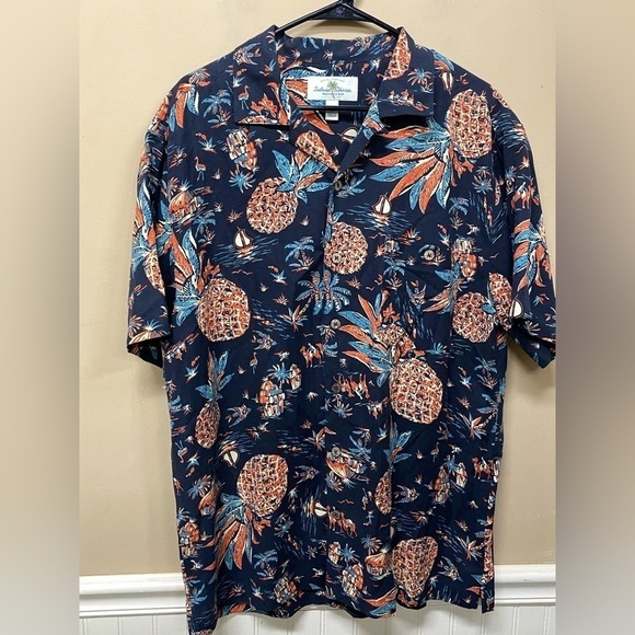 Island Shores Silk Button Up Camp Shirt Black Pineapple Print Size L - Picture 1 of 5